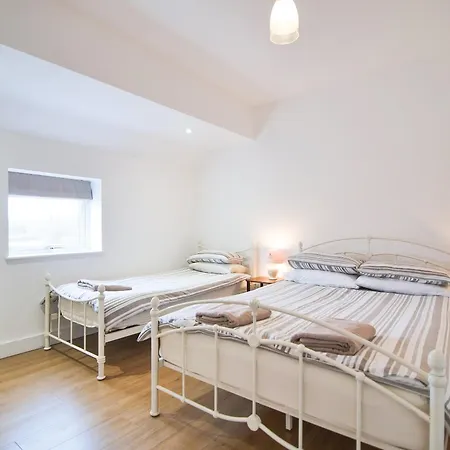 7 - Ukc3184 Holiday home York