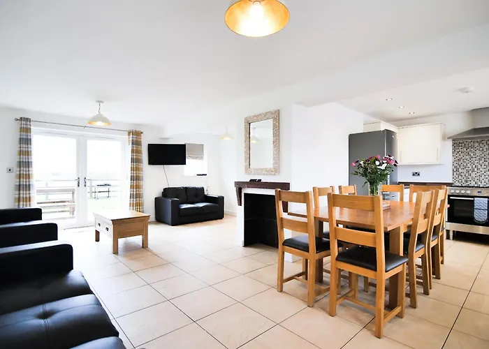 7 - Ukc3184 Holiday home *